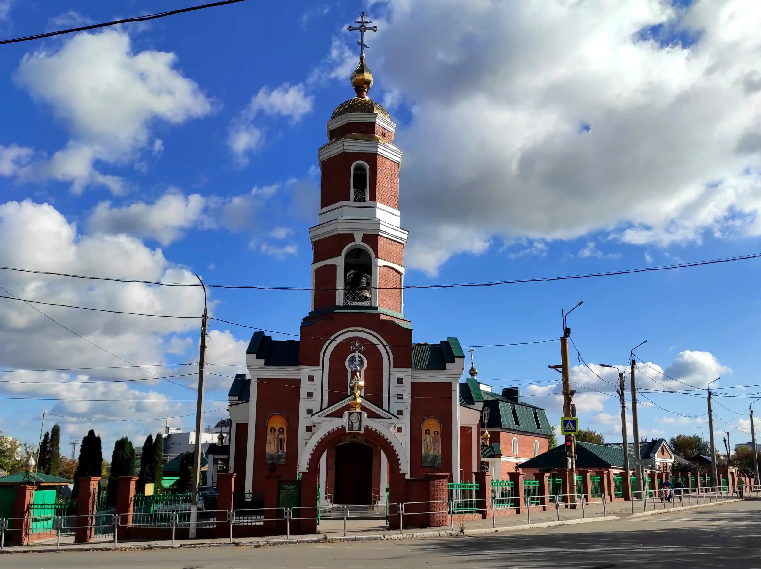 церковь Серафима Саровского в Новокуйбышевске